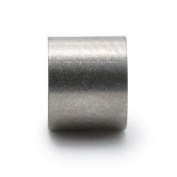 Entretoise lisse laiton nickelé Ø7,2x10mm pour vis M7