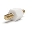 Distanciador aislante hexagonal roscado macho/macho de plástico PA6 con inserto de latón M3 - 7 mm entre caras